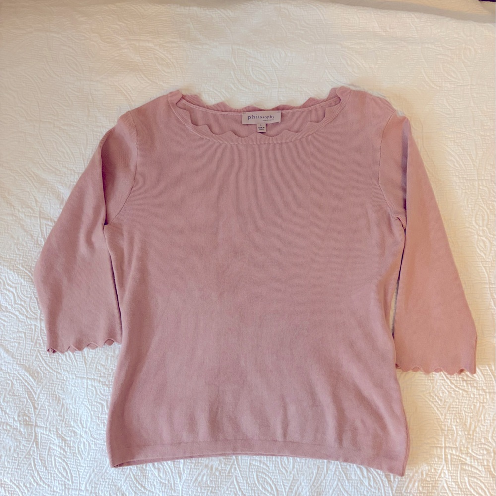 Philosophy - scalloped neck and sleeve sweater - dusty pink - size L large